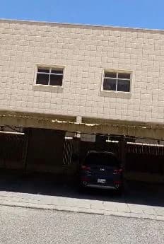 للبيع بيت في العدان ق7
