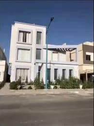 للبيع شاليه في مدينة صباح البحرية - الرابعة