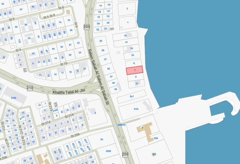 للبيع ارض على البحر في الفنطاس