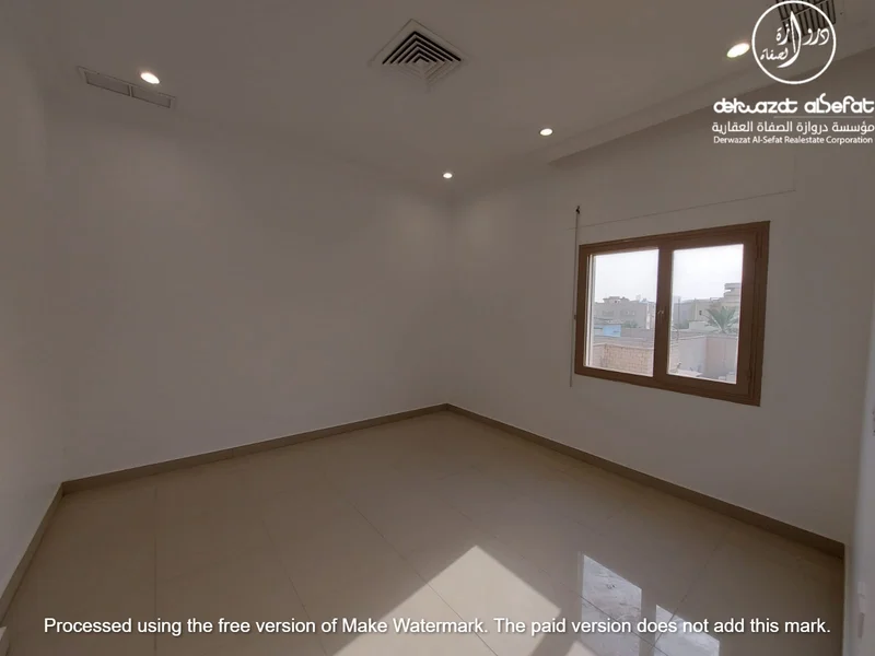 صورة مصغرة 4