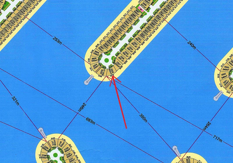 للبيع ارض علي الراس  في البحريه / الثالثه 