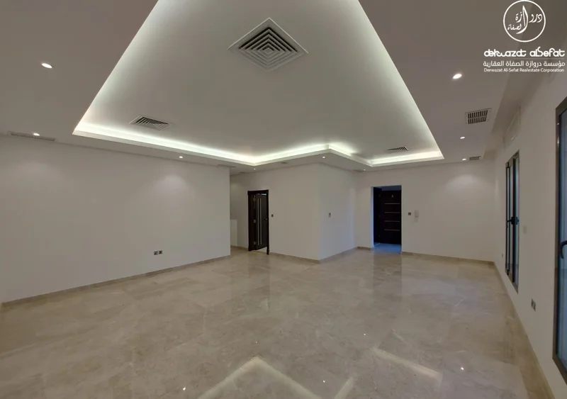 للايجار في النزهة ق1