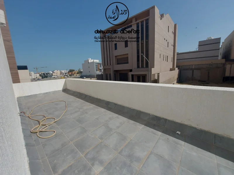 صورة مصغرة 2