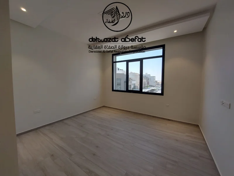 صورة مصغرة 2