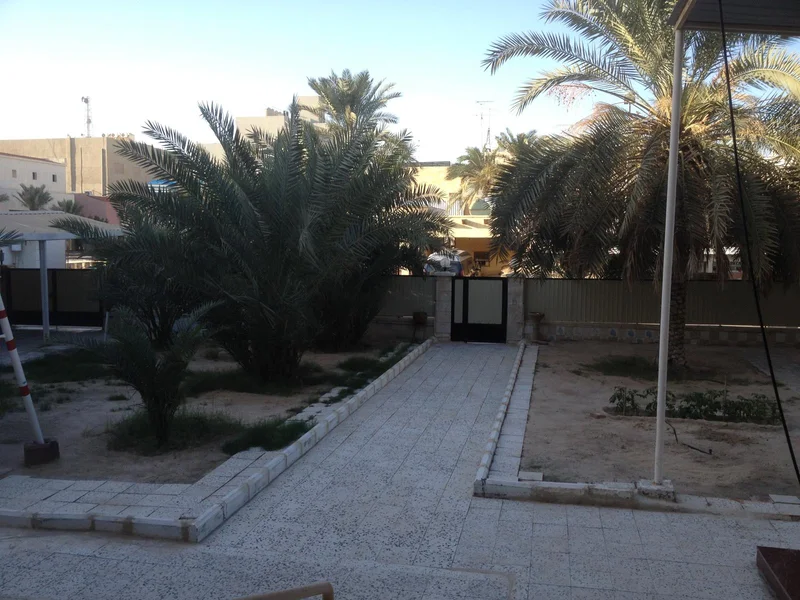 للبيع بيت في مشرف ق٢ - صورة 3