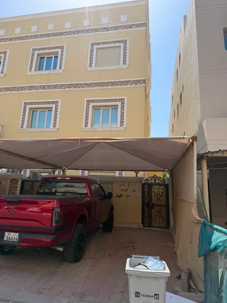 للبيع بيت في مدينة جابر الاحمد قطعة 1 - صورة 3
