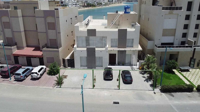 للبيع شاليه بالبحرية الثالثة