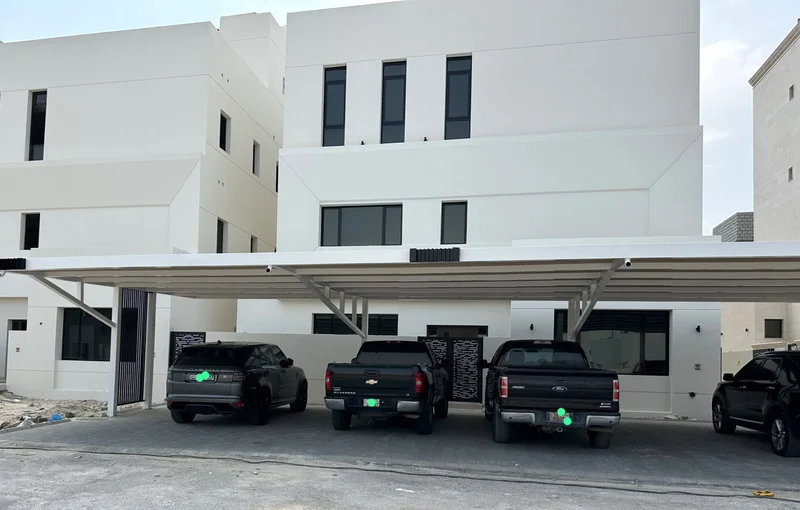 للبيع بيت في المطلاع N3