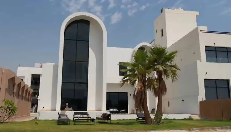 للبيع شاليه في مدينة صباح الاحمد البحرية الرابعة